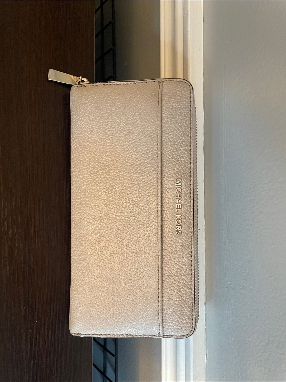 Michael Kors Light Beige Pebbled Zip Wallet with Gold Logo